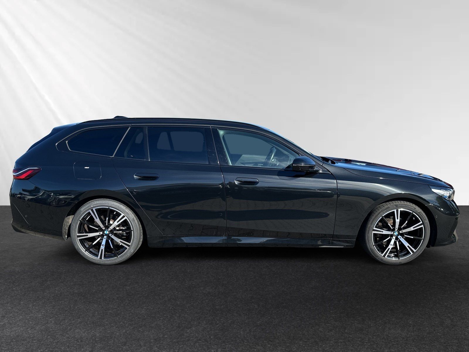 BMW 520d xDrive Touring M Sport foto 2