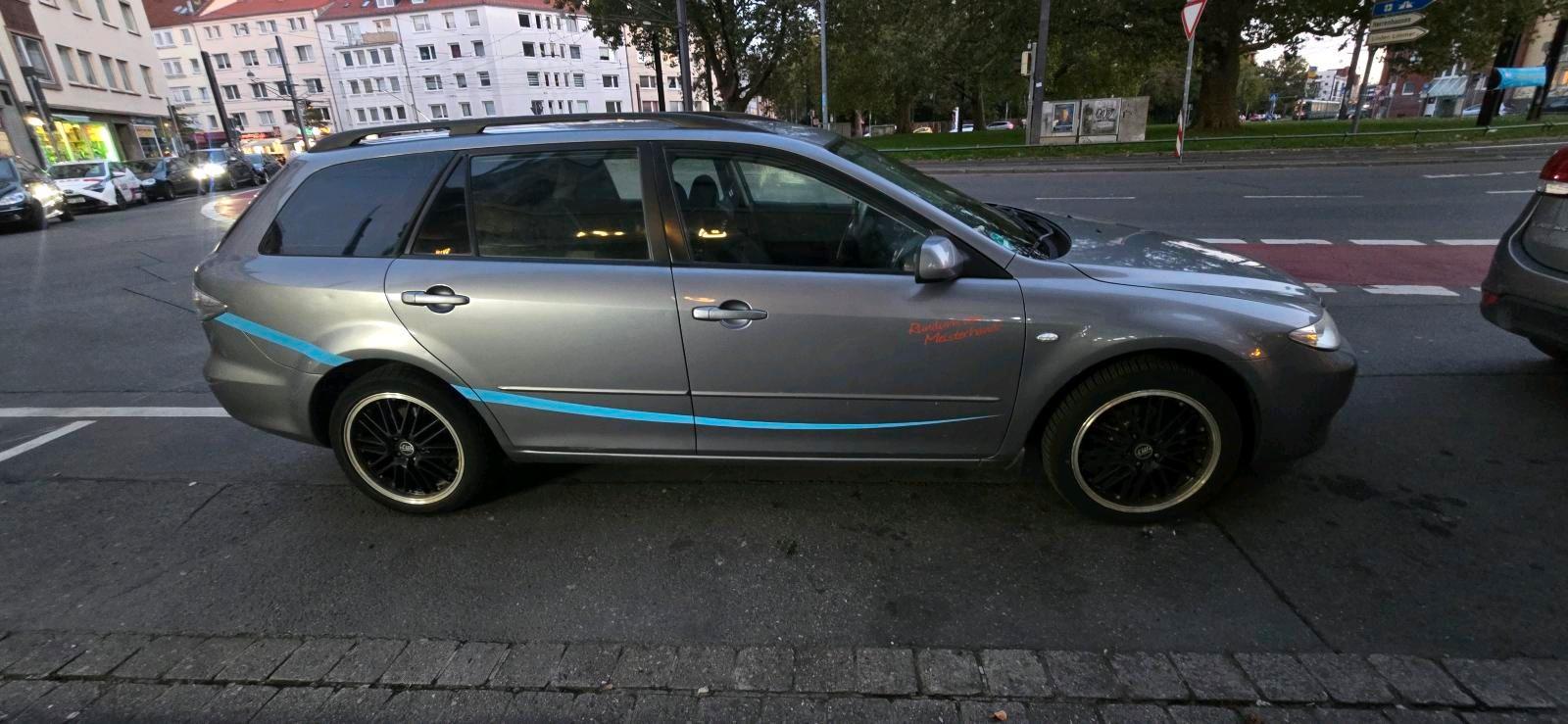 Mazda 2 2004 — rear view
