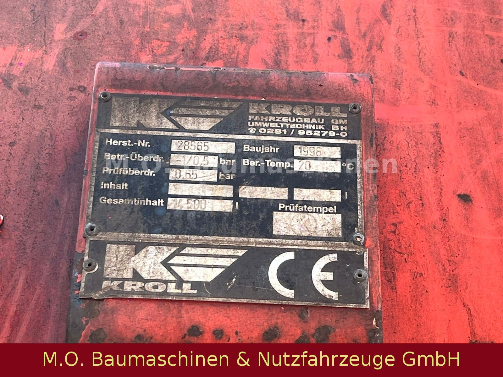 Fahrzeugabbildung MAN 27.403 Silent/6x4 Blatt Saugu.Druckwagen/Kroll