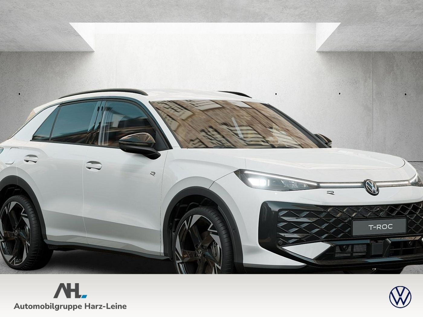 Volkswagen T-Roc R-Line 1.5 l eTSI OPF DSG 360 ACC AUT HUD