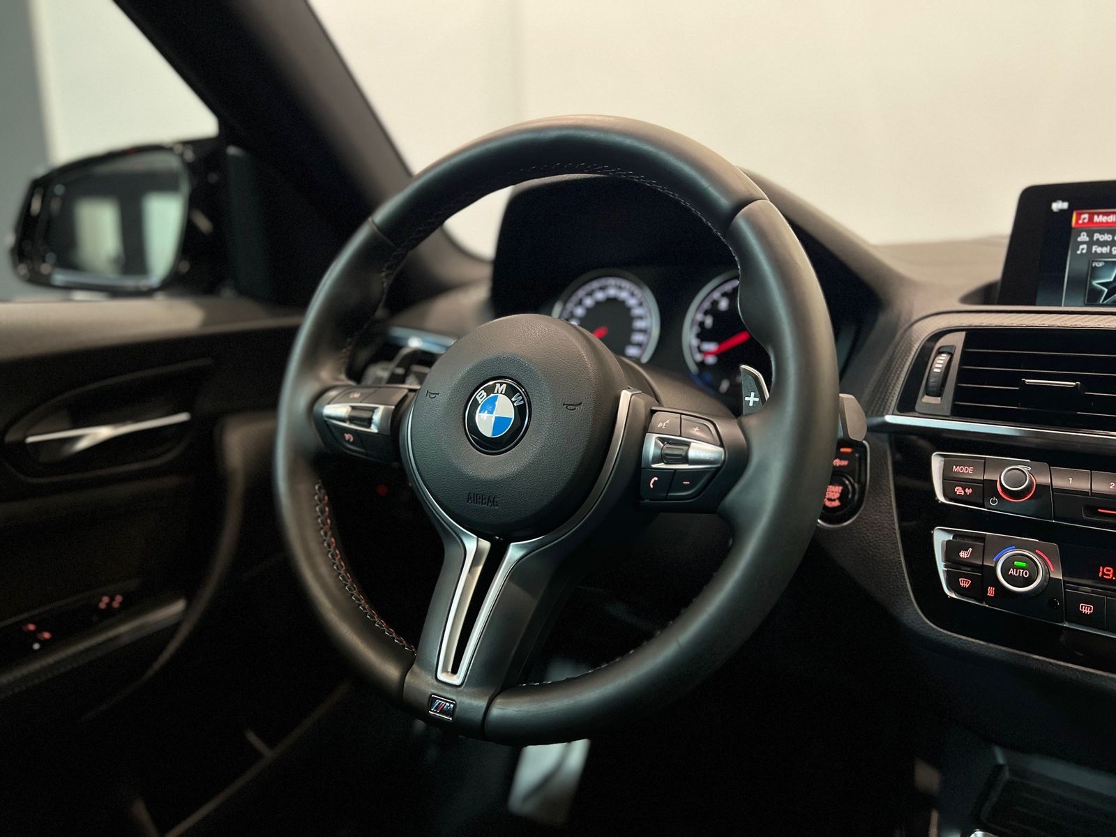 BMW M2 Coupe DKG adapt.LED BMW-Scheckh. Bremse neu foto 13