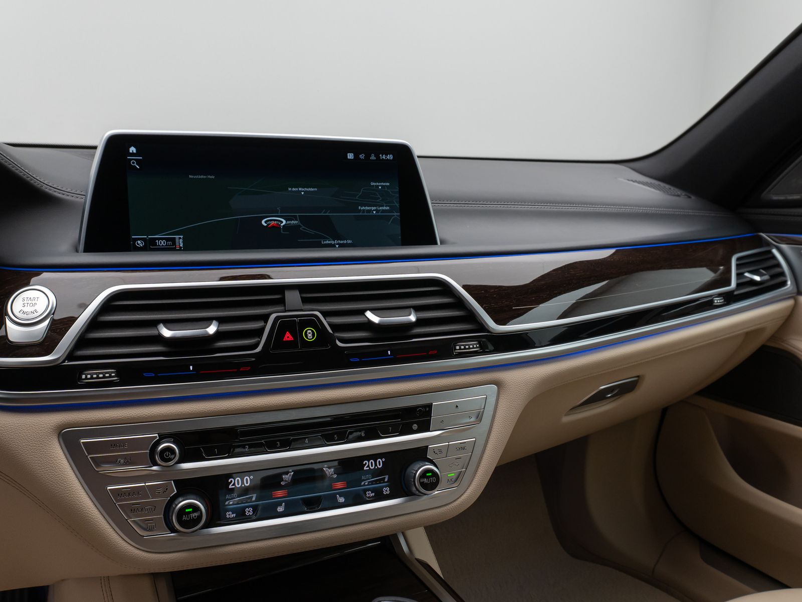 Fahrzeugabbildung BMW 730d xD 360°Laser Massage DAB DisplKey SoftClose