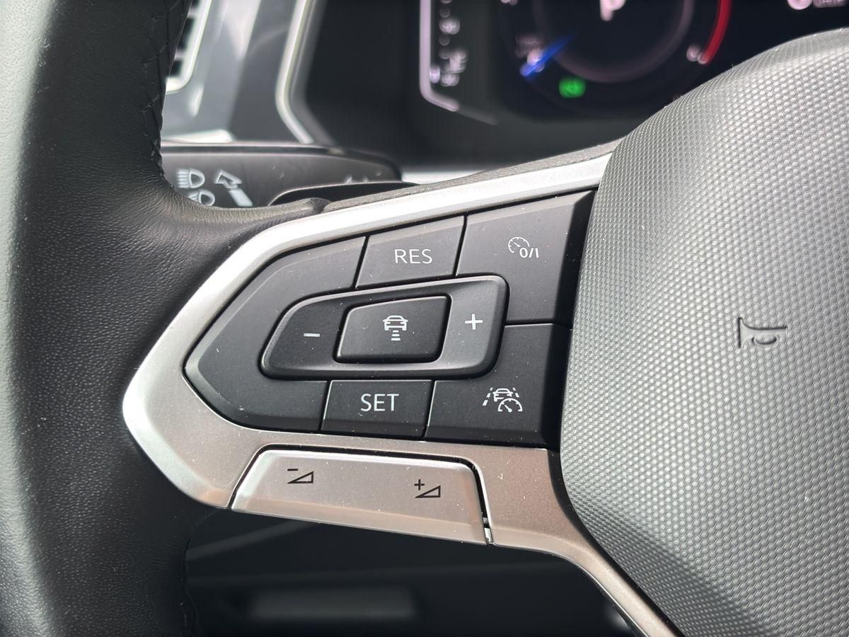 Tiguan Life 2.0 TDI DSG ACC MATRIX-LED RFK