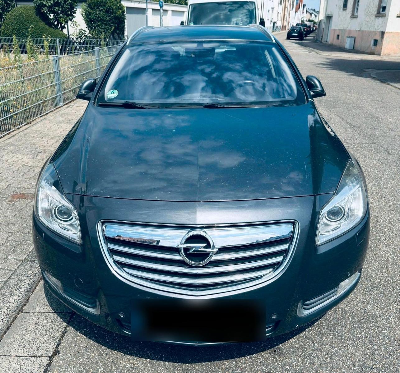 Opel Astra 2012 — engine