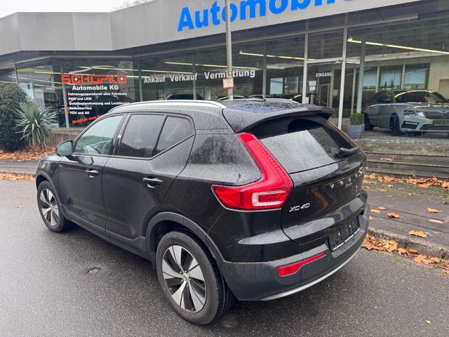 Volvo XC40 T3 Geartronic Momentum Harman Kardon