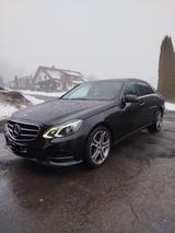 Mercedes-Benz 250 - Mercedes-Benz 250 mit Panoramadach