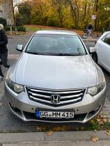 Honda Accord 2.0 Elegance Elegance - silberne Honda Accord