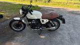 Moto Guzzi V7 850 Special - Offers
