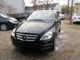 Mercedes-Benz B 150 läuft sehr gut - schwarze Mercedes-Benz B 150