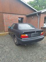 BMW 320i Coupe 320i - BMW 320 aus 1993: 320i