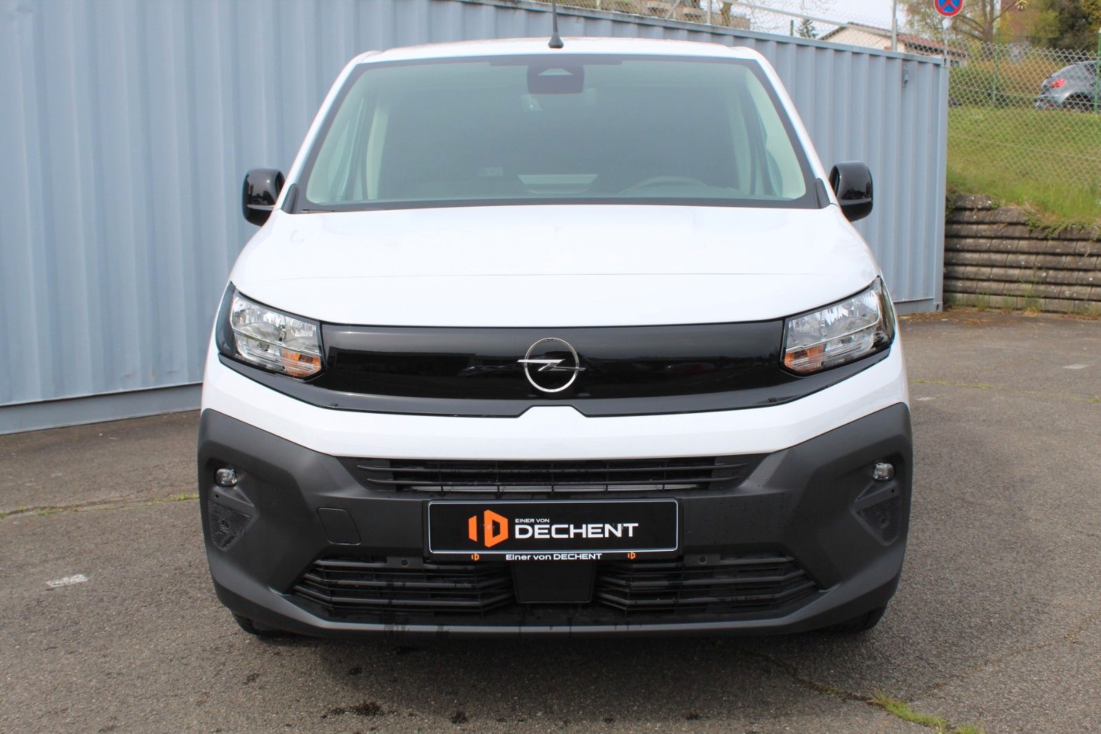 Fahrzeugabbildung Opel Combo Cargo Elektro11KW*Navi*SHZ*PDC*RFK*Holzbod