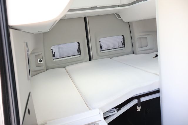 Volkswagen Grand California 600 ACC+34 BETT+SOLAR+MARKISE