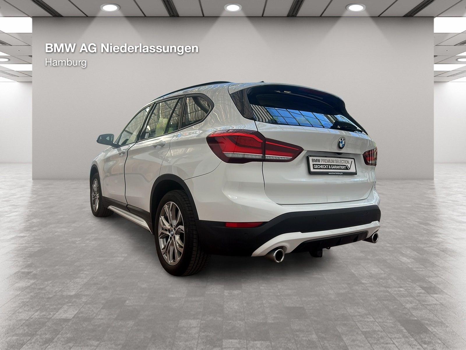 BMW X1 sDrive18d Sport Line Navi AHK Head-Up Kamera