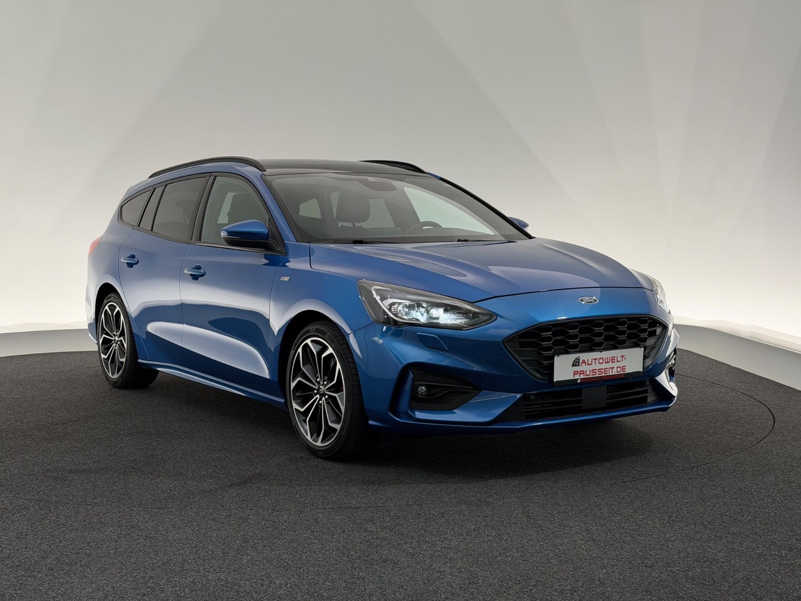 Gebrauchtwagen Ford Focus Focus Turnier 1.5*ST LINE*LED-PANO-AHK-R.KAM-B&O in Horb am Neckar
