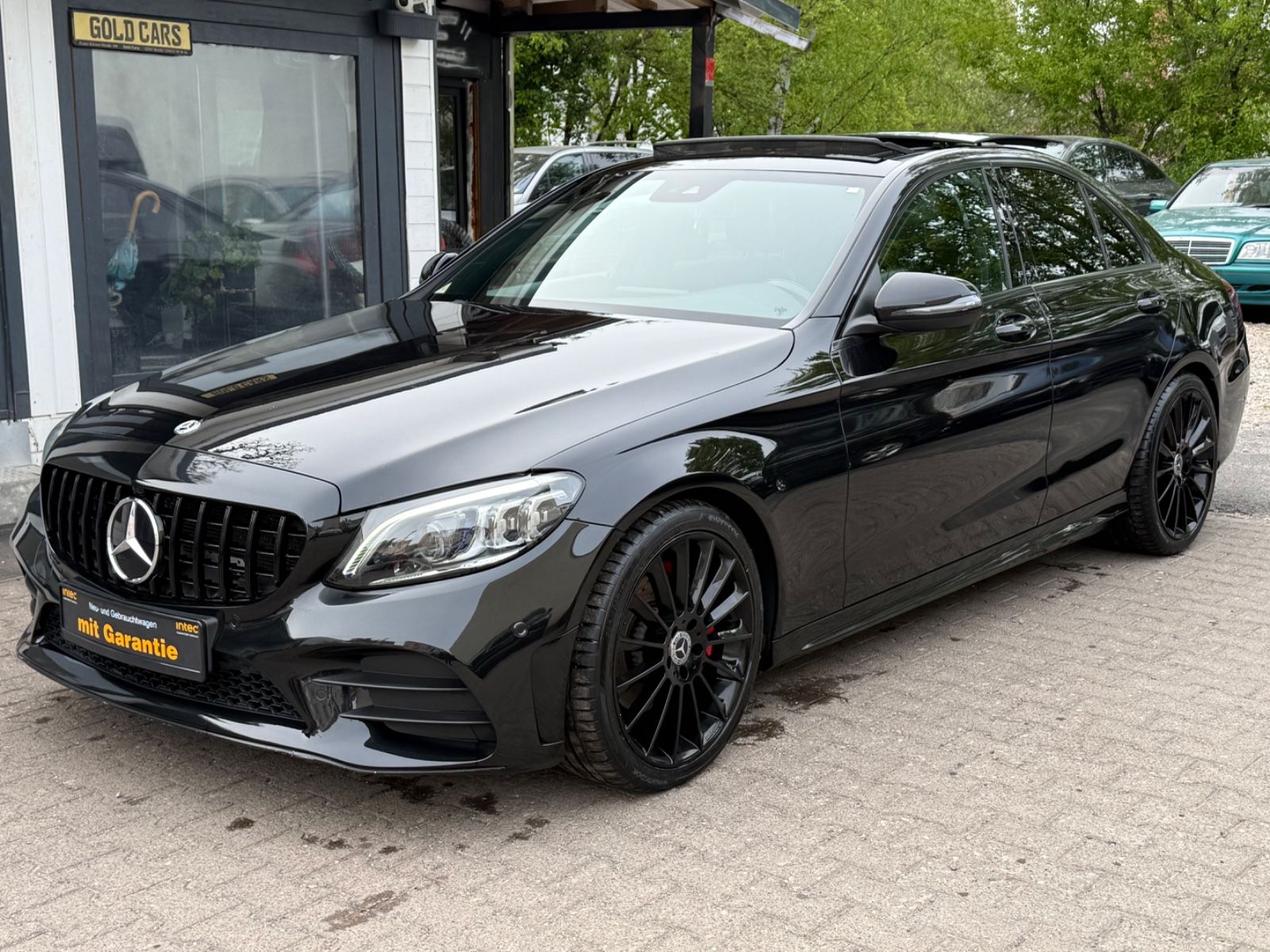 MERCEDES-BENZ C 180 C Limousine C 180 CGI AMG*PANO*MULTI*CAM