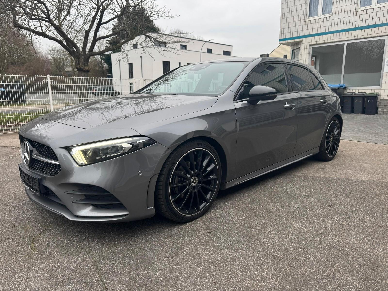 Mercedes-Benz A 200 d AMG-LINE/NIGHT/PANO/MEMORY/MATRIX/MBUX