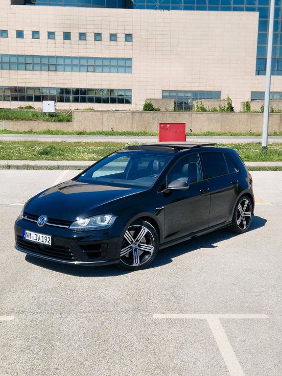 Image of Volkswagen Golf