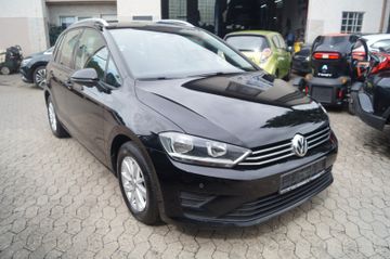 Volkswagen Golf - 8