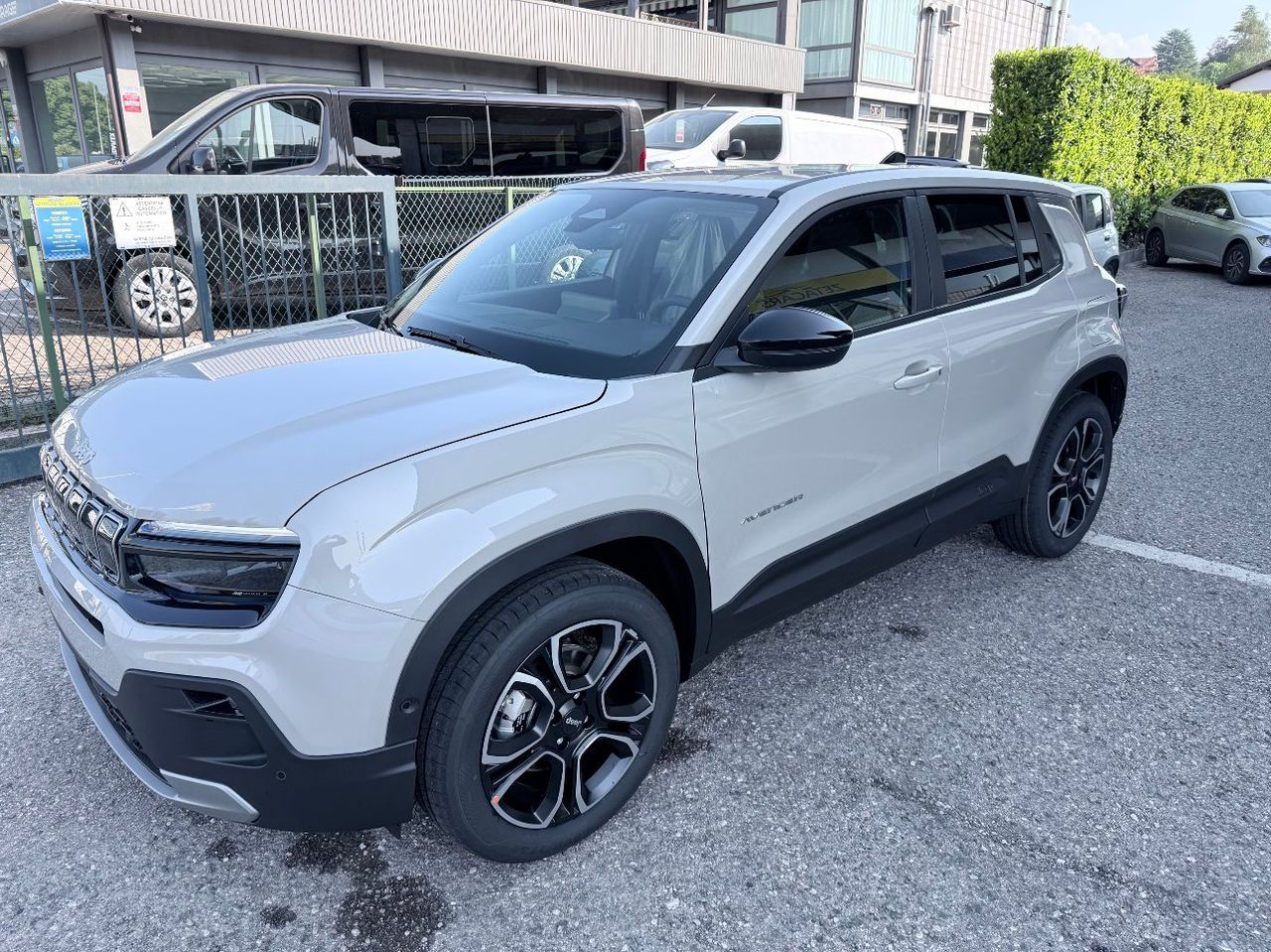 Other Jeep Avenger 1.2 turbo e-hybrid mhev Summit fwd  imagem 3