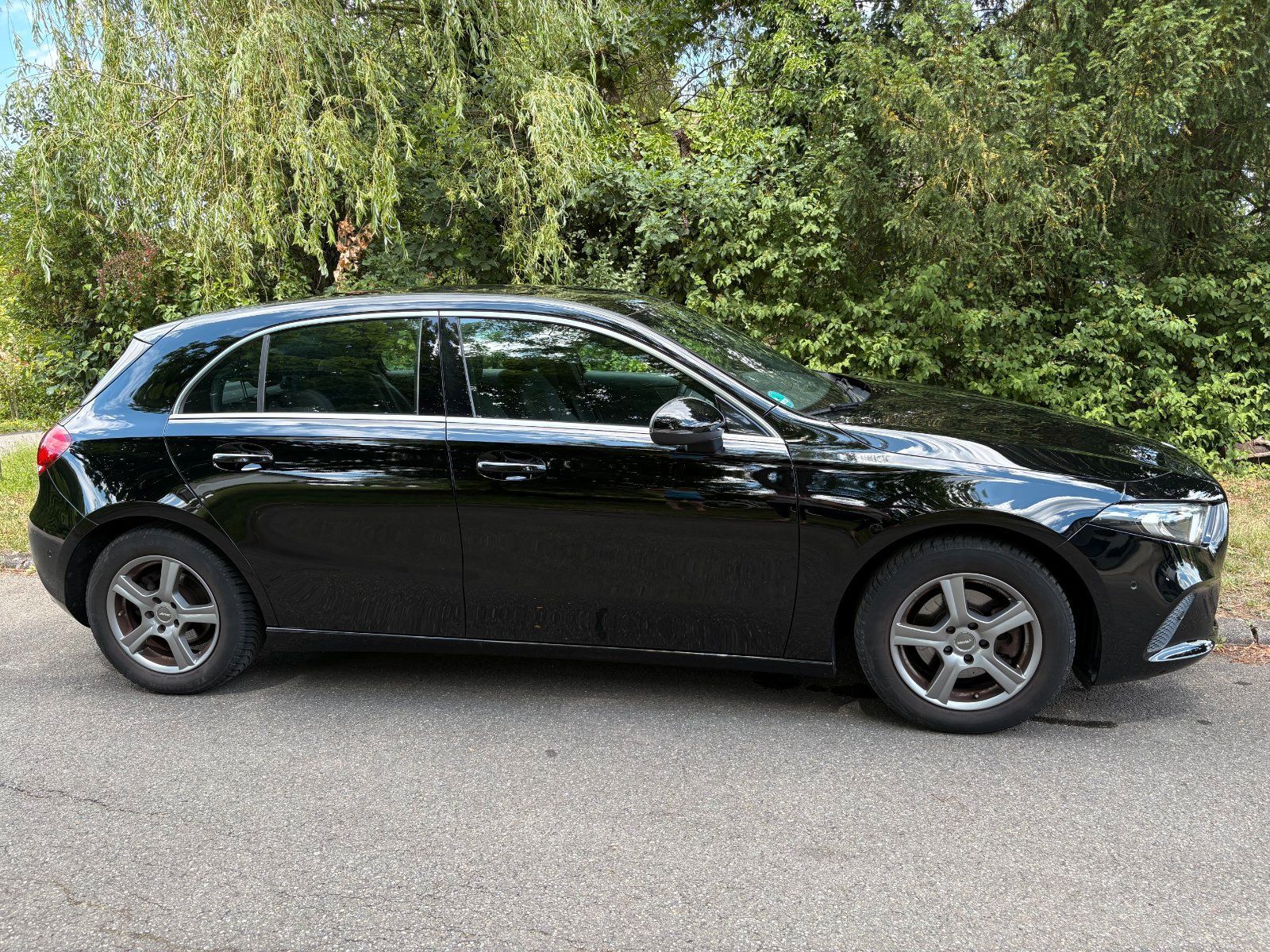 MERCEDES-BENZ Mercedes A180 AMG Line Automatik | 44.900 km