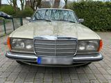 Mercedes-Benz Mercedes 230 CE für Liebhaber - Mercedes-Benz 230 Gebrauchtwagen in Hamburg