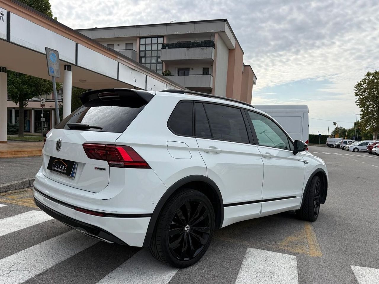 Volkswagen Tiguan 2.0 TDI R LINE #50493 imagem 3