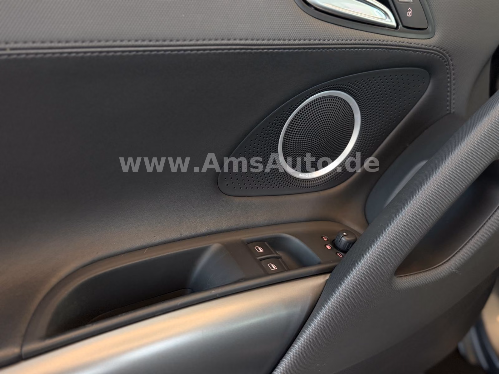 AUDI R8 COUPE - 4.2 FSI QUATTRO - 420 CV -BVA