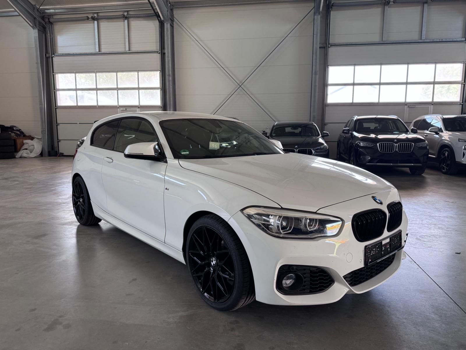 BMW 118i M-SPORTPAKET*3-trg.*AUTOMATIK*FINANZIERUNG*