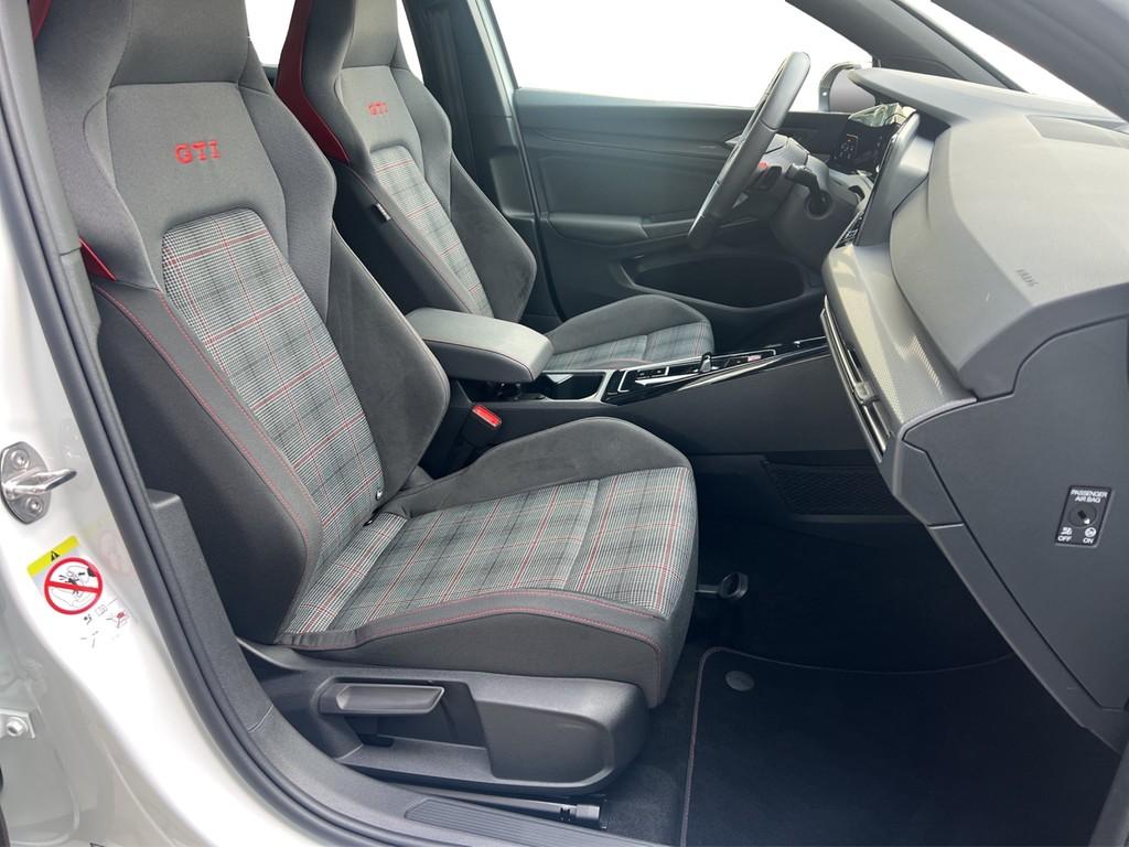 Volkswagen Golf VIII 2.0 TSI DSG GTI VIRTUAL*NAVI*LED*ACC*P, миниатюра 8