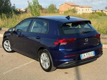 Volkswagen Golf - 7