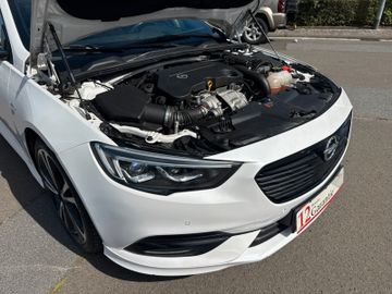 Opel Insignia - 8