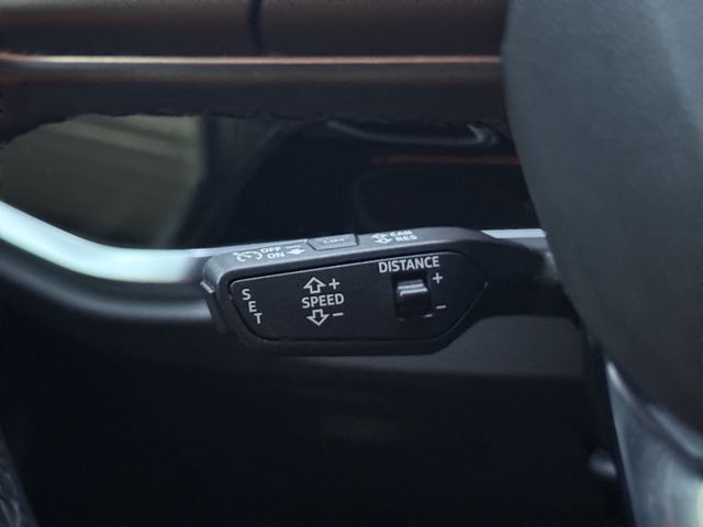 Audi Q3 35 TDIS-Tronic*LED*NAVI*APPLE*ACC*KAMERA*LANE