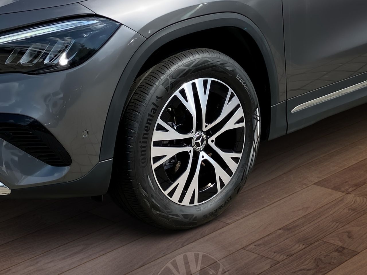 Fahrzeugabbildung Mercedes-Benz GLA 180 PROGRESSIVE+LENKRHZ+EL.HECKKL+LED+KAMERA