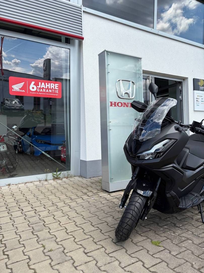 Fahrzeugabbildung Honda ADV 350 MY2026