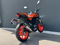 QJ MOTOR SRK 125 S Pro ABS + USB + LED + 15 PS