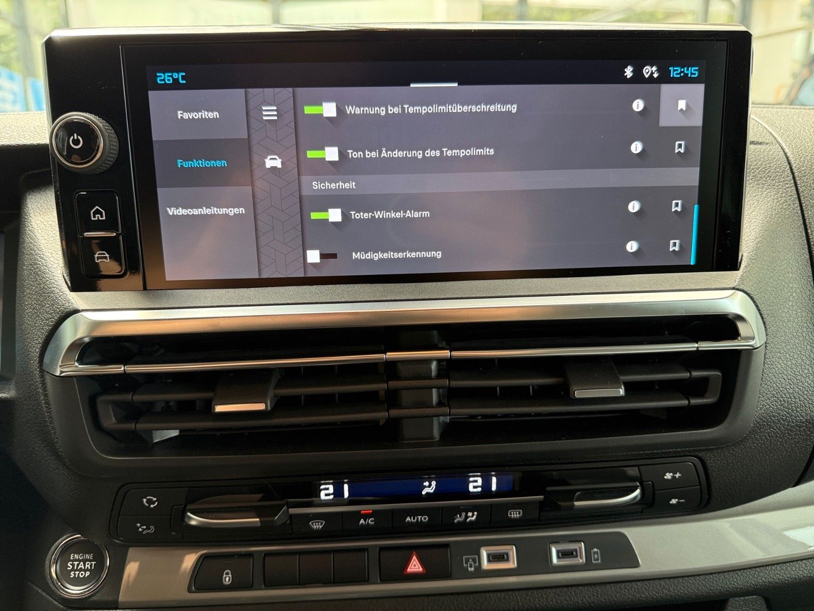 Fahrzeugabbildung Citroën Holidays Diesel 180 Automatik Paket Max