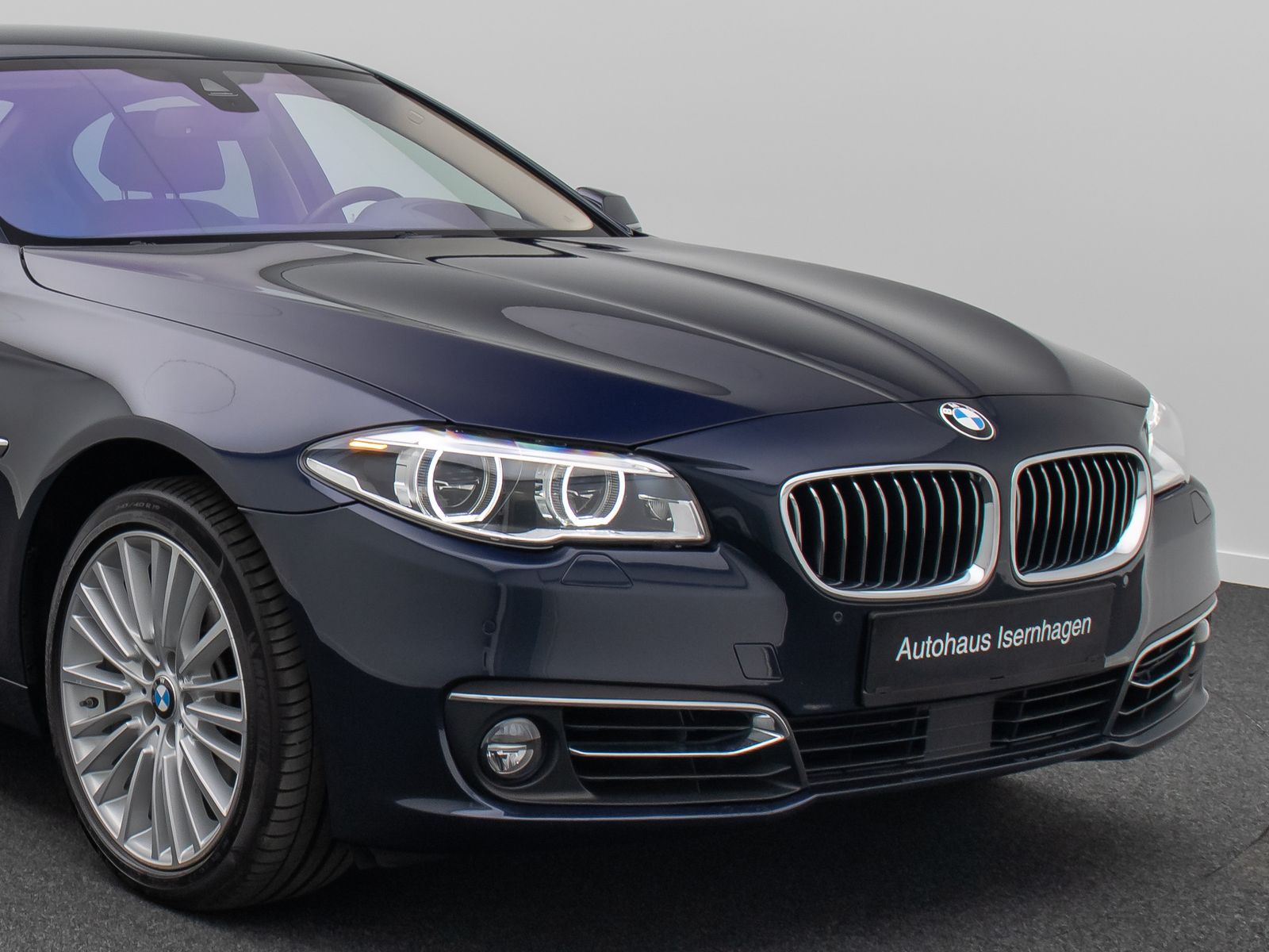 Fahrzeugabbildung BMW 535i Luxury Line HUD Memory ACC NaviPro Komfort
