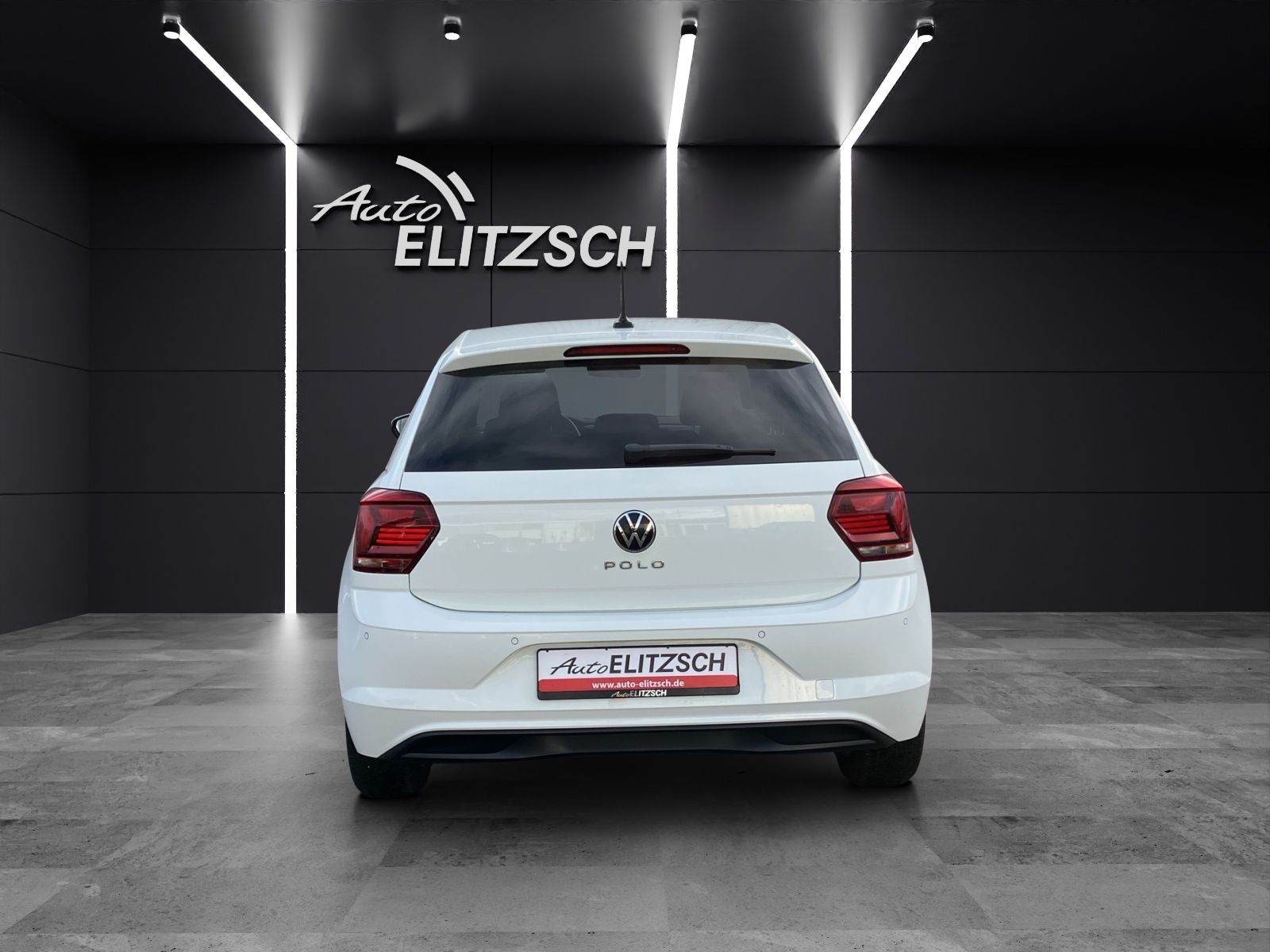 Fahrzeugabbildung Volkswagen Polo TSI Highline DSG LED ACC 16" SHZ Navi AppCo