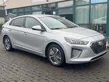 Hyundai Ioniq Style Plug-In Hybrid LED+NAVI+SHZ+VIRTUAL+ - gebrauchte Hyundai IONIQ aus dem Jahr 2021