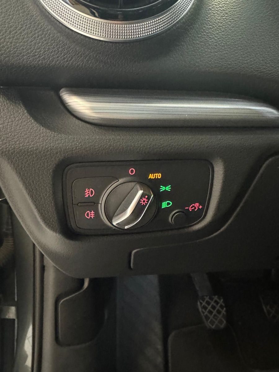 Fahrzeugabbildung Audi A3 Sportback/ SOUND/NAVI/KLIMA/GARANTIE