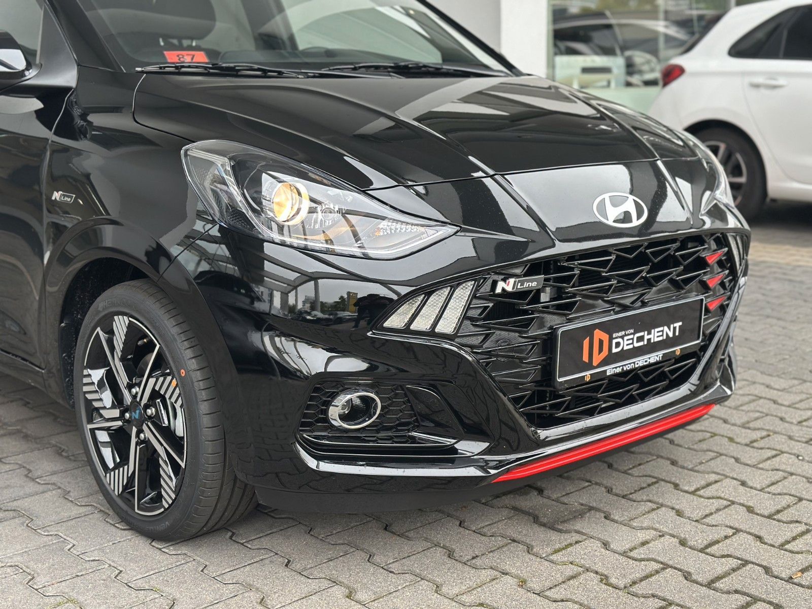 Fahrzeugabbildung Hyundai i10 1.0 N Line Kamera,Navi,SHZ,Klimaaut.,PDC,LM