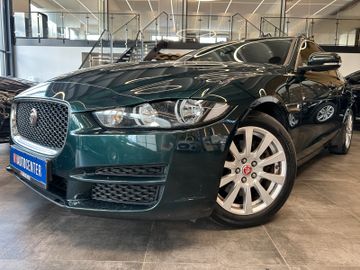MYAUTOCENTER – Gebraucht- und Jahreswagen mit Werkstattservice in Pfaffenhofen Jaguar XE Pure *LED*Keyless*2-Zonen*Tempo*Navi*