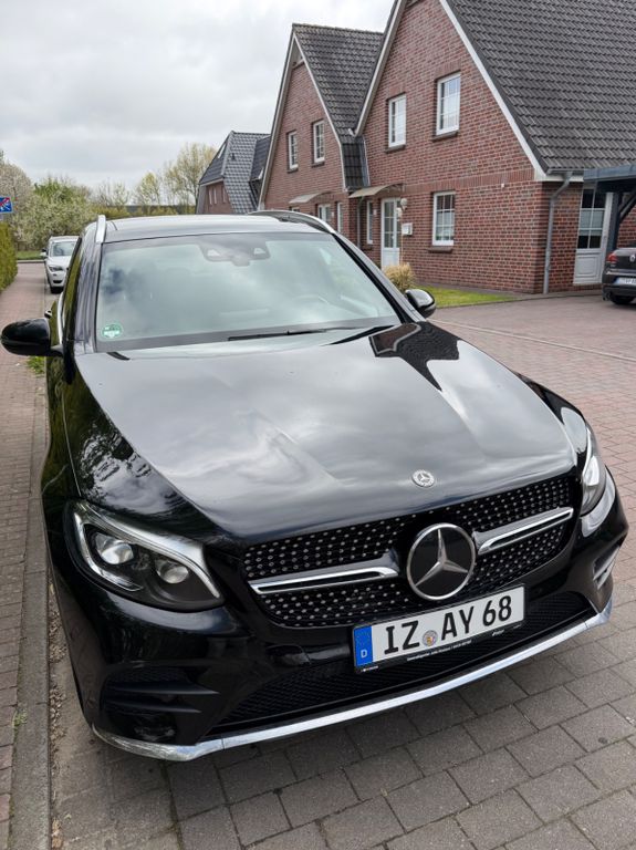 Image of Mercedes-Benz GLC 250