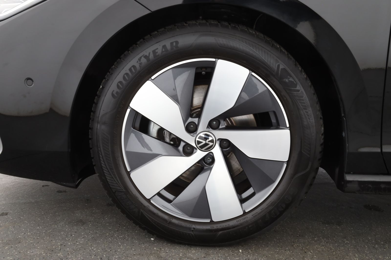 Volkswagen Passat - Bild 10