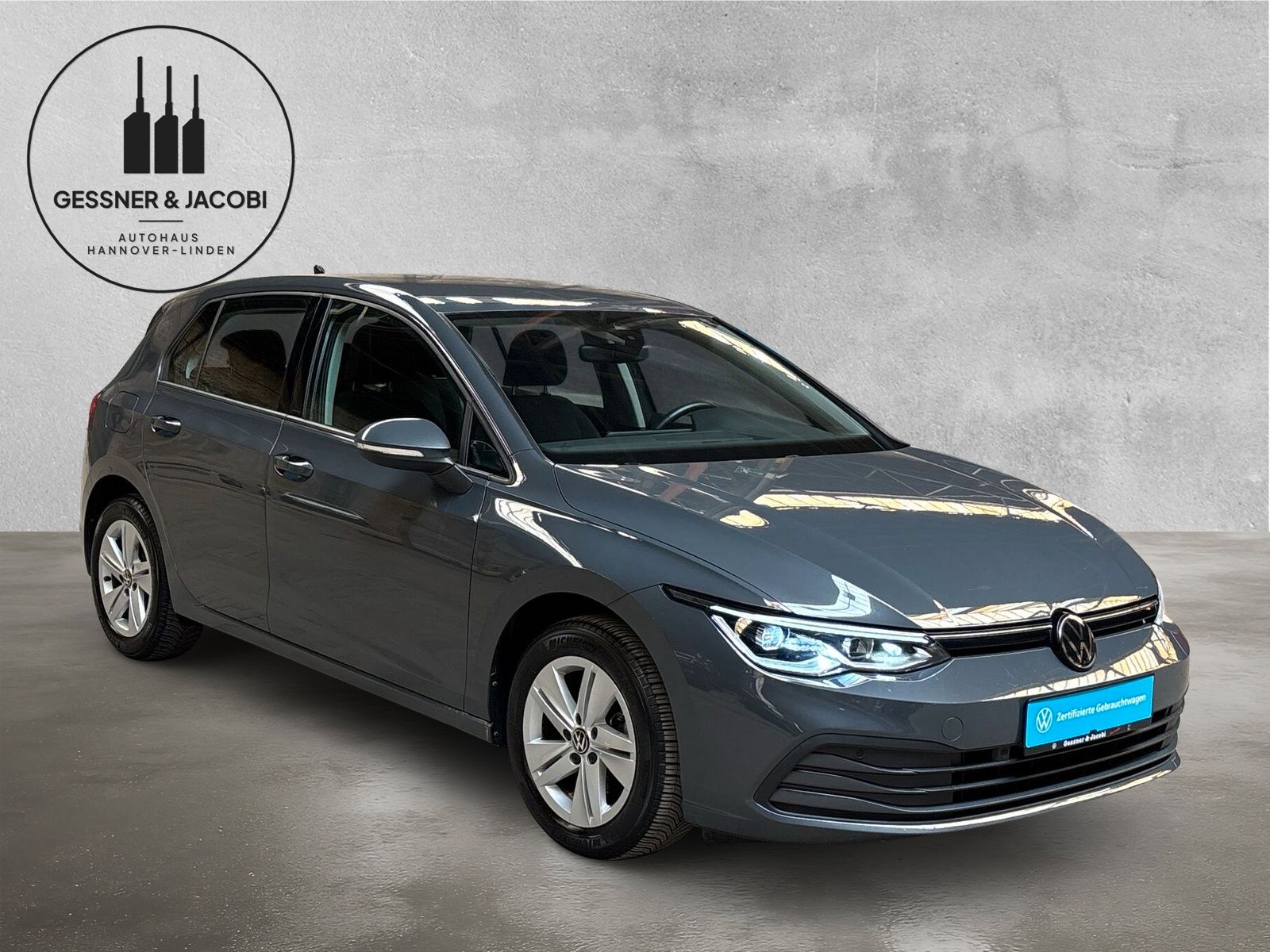 Fahrzeugabbildung Volkswagen Golf 1.0 eTSI Life ACC SHZ AppConnect