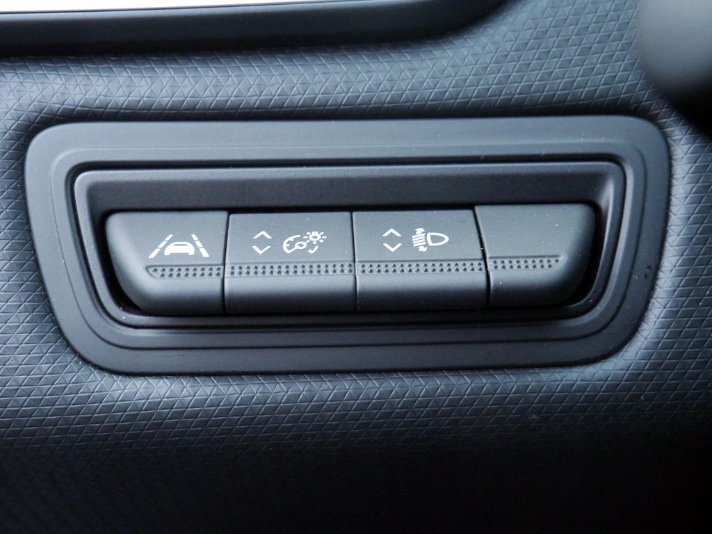 Fahrzeugabbildung Renault Clio Intens TCe 90 KLIMA KEYLESS PDC KAMERA LED