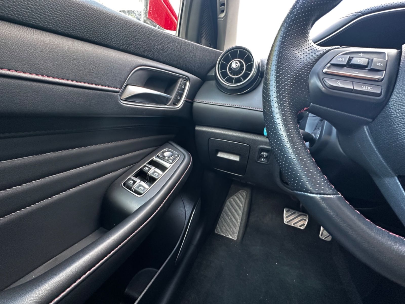 Fahrzeugabbildung MG EHS 1.5 T Luxury NAVI 360Grad LEDER