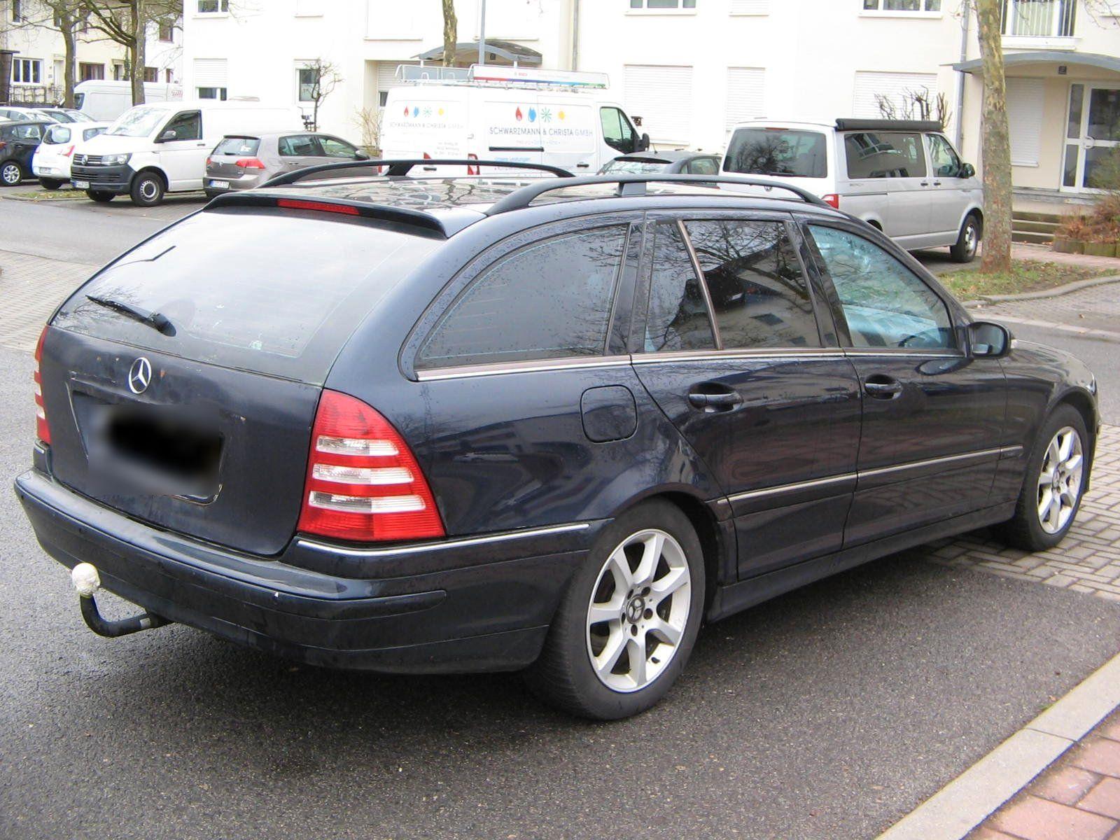 Mercedes-Benz C220 2006 — engine 150 HP (110kW)