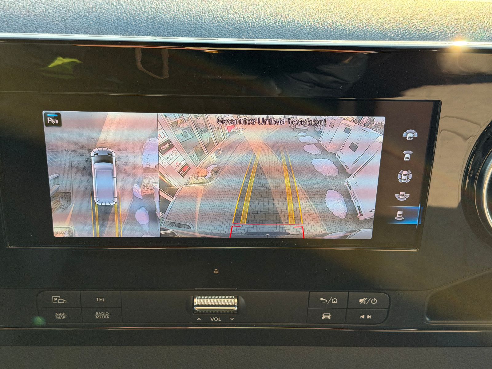 Fahrzeugabbildung Robeta Adonis - Luxus Campervan Aufstelldach