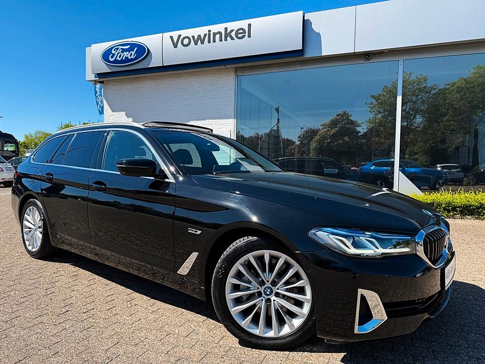 BMW 530 e Touring xDrive Luxury ACC+Laser+Pano+H&K+WR